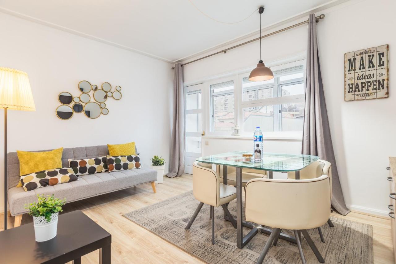 Nice Apartment With Veranda In Gaia - 3D Вила-Нова-ди-Гая Экстерьер фото