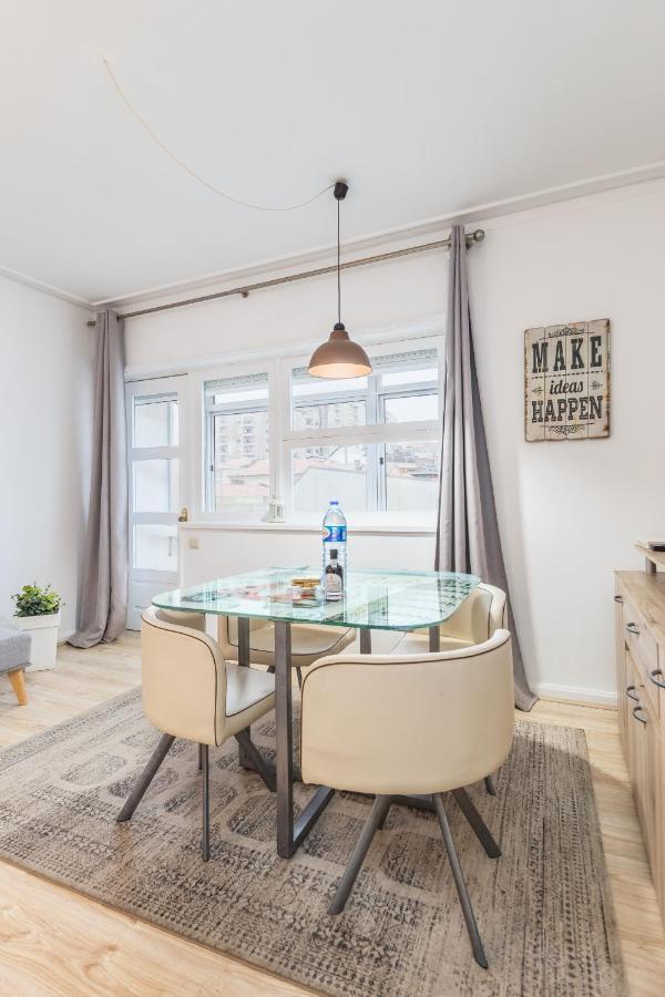 Nice Apartment With Veranda In Gaia - 3D Вила-Нова-ди-Гая Экстерьер фото